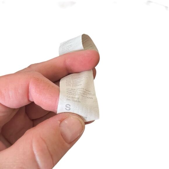 Small Fabletics Mid-Rise Ultracool Reflective 7/8 -
Fabletics - Picture 13 of 13